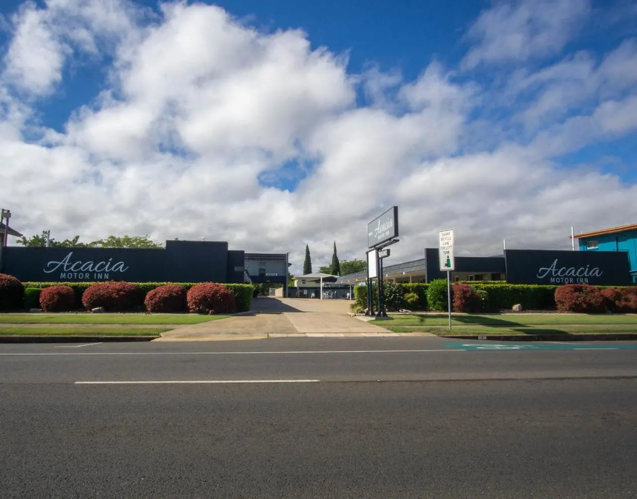 *** Motel Acacia Motor Inn Bundaberg Australia